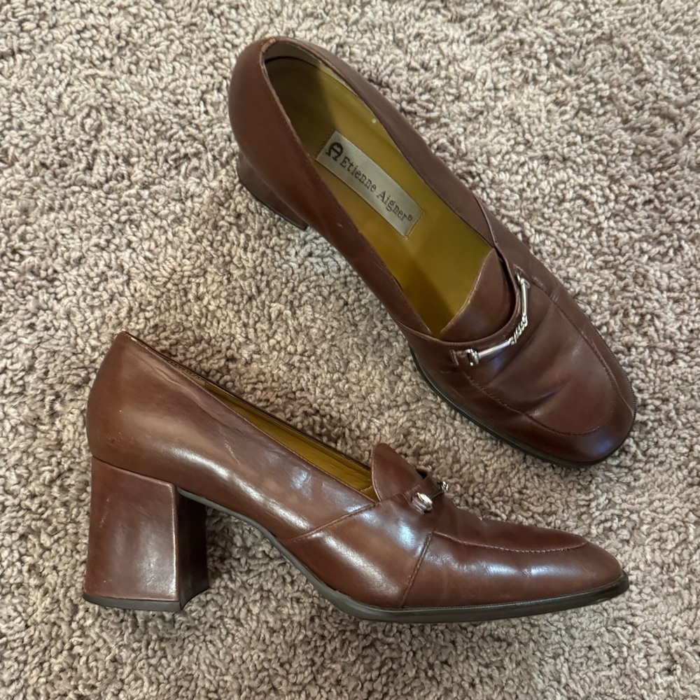 Etienne Aigner Leather Flared Loafer Heel Size 9